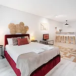 Апартаменты Guestready - Homely In
